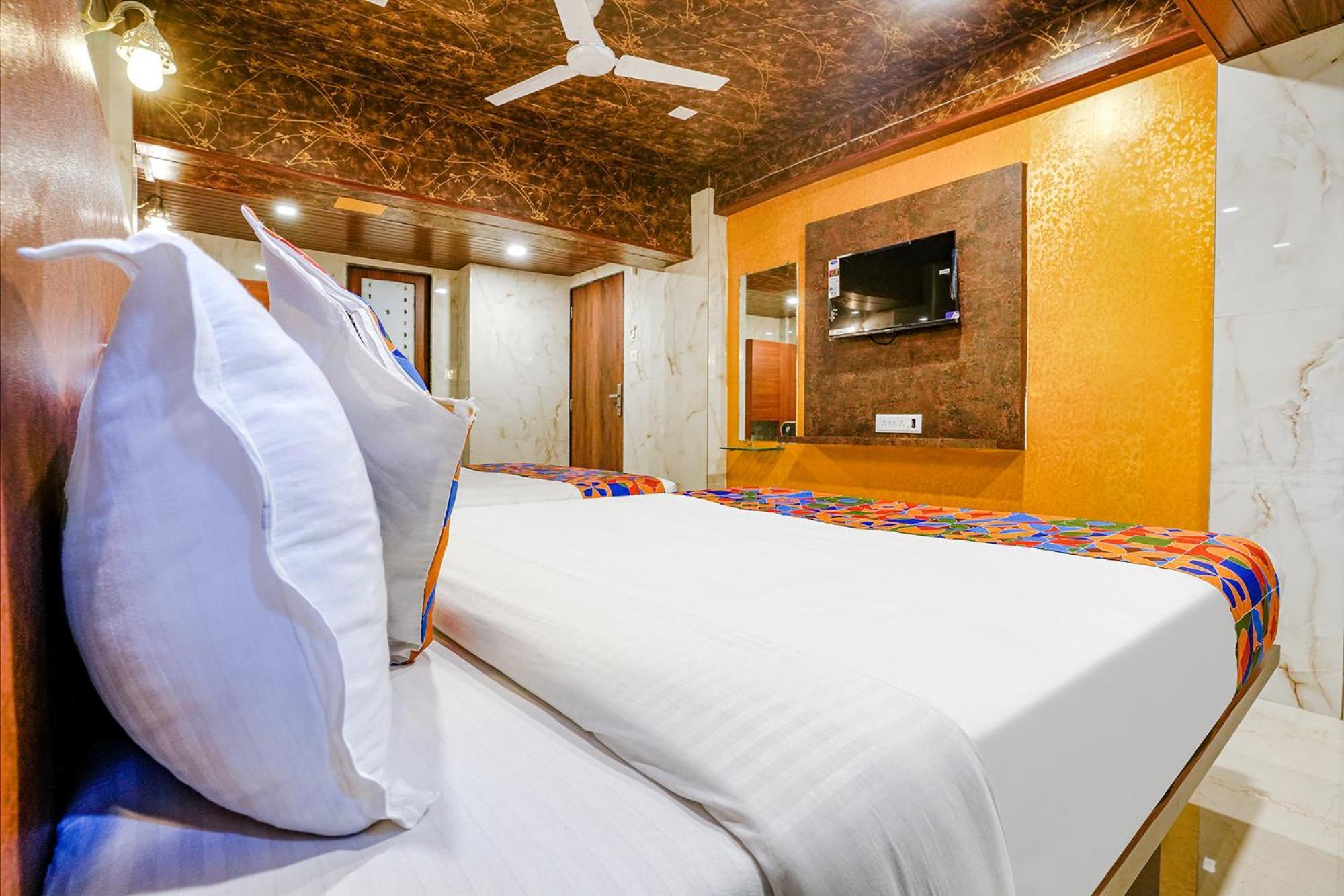 Fabexpress Yatri Inn - Navi Mumbai Turambhe 外观 照片